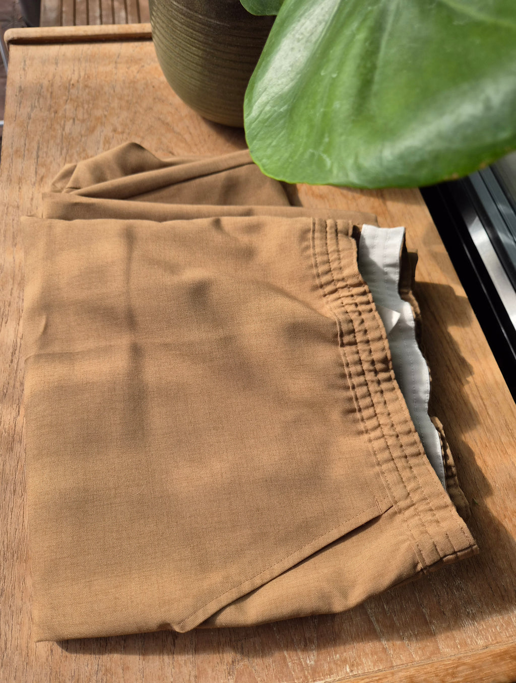 Brune/sandfarvede bukser