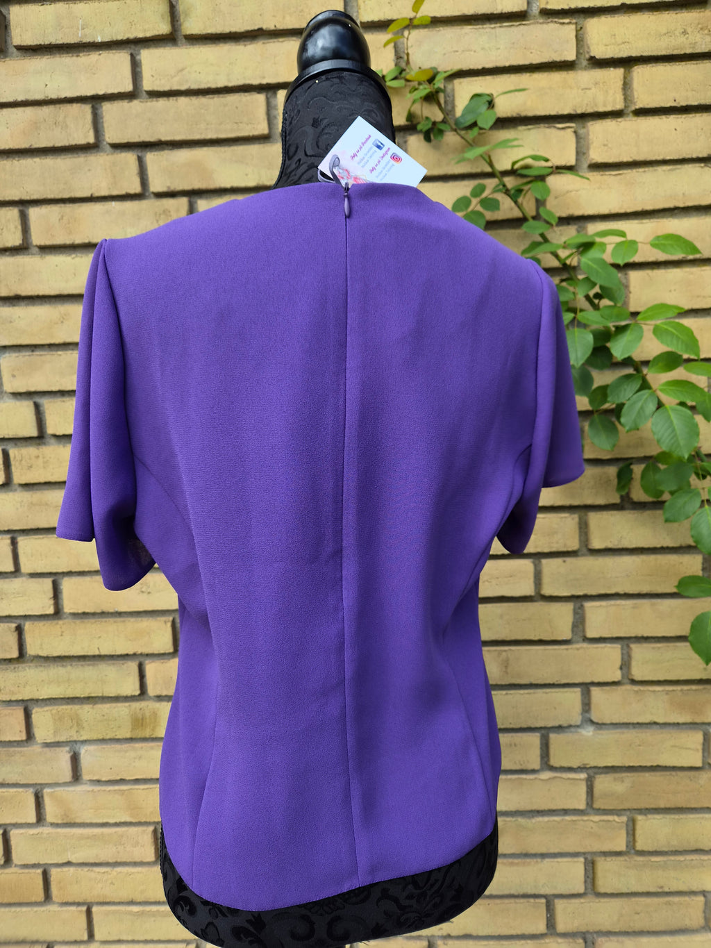 Lilla bluse med korte ærmer - str. 38