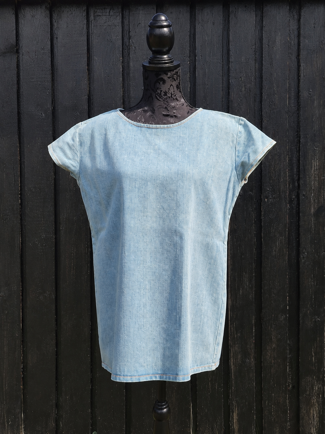Lyseblå cowboybluse